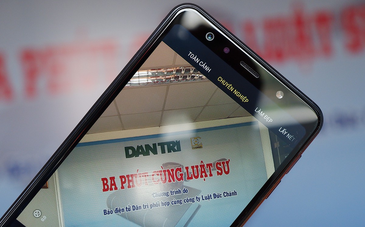 Galaxy A7 - smartphone 3 camera đầu tiên của Samsung xuất hiện tại Việt Nam - Ảnh 6.